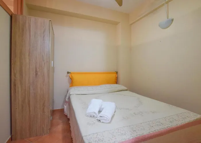 Awesome In Apartment *